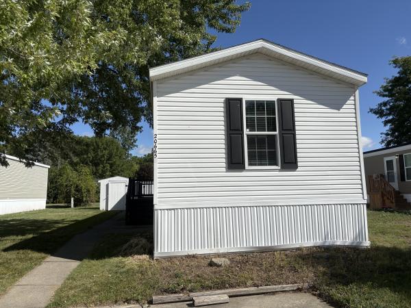2015 REDMAN Mobile Home For Sale