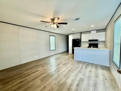 Photo 3 of 10 of home located at 1250 Lakeview Drive #49 Deland, FL 32720