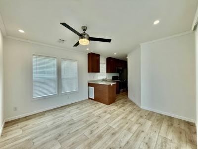 Photo 3 of 10 of home located at 1250 Lakeview Drive #50 Deland, FL 32720