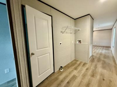Photo 4 of 12 of home located at 925 Ponce De Leon Boulevard Lot 5 Brooksville, FL 34601
