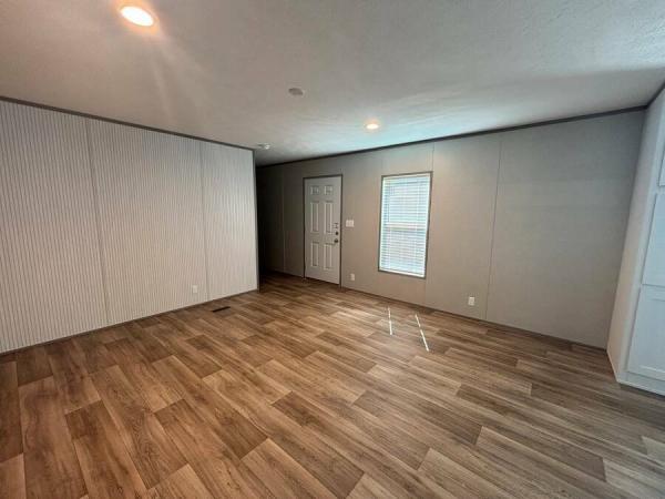 2026 22CCS16763BH26  Home