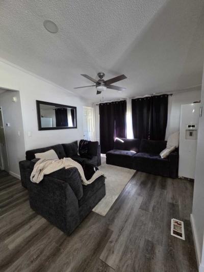 Photo 4 of 12 of home located at 213 Meadows Cir. Wixom, MI 48393