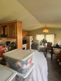 1992 Manufactured Home