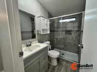 1990 SIES Mobile Home