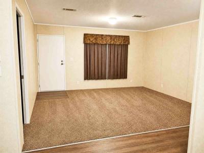 Photo 4 of 8 of home located at 8975 W Halls River Rd. #132 Homosassa, FL 34448