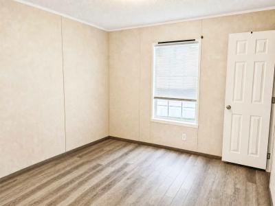 Photo 4 of 6 of home located at 4250 Oh-307 E. Lot 82 Geneva, OH 44041