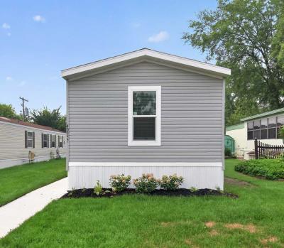Mobile Home at 43646 La Grand #424 Sterling Heights, MI 48314