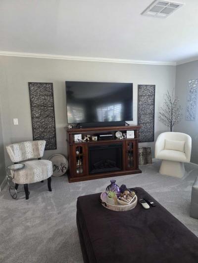 Photo 4 of 42 of home located at 9800 Baseline 63 Alta Loma, CA 91701