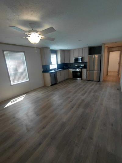 Photo 5 of 16 of home located at 235 Kathy Circle Jackson, MI 49202