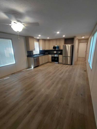 Photo 4 of 14 of home located at 284 Kathy Circle Jackson, MI 49202
