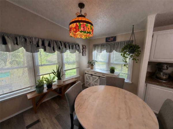 1993 Mobile Home