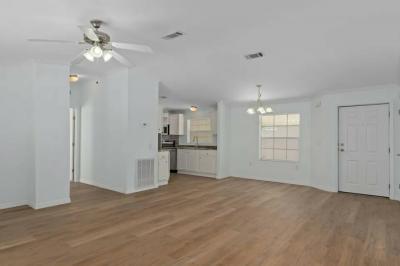 Photo 5 of 18 of home located at 8102 W Coconut Palm Dr Homosassa, FL 34448