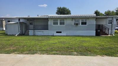 Photo 2 of 24 of home located at 23742 Valley Dr Brownstown Township, MI 48134