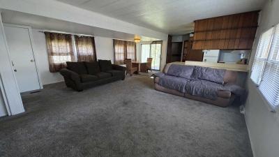 Photo 4 of 24 of home located at 23742 Valley Dr Brownstown Township, MI 48134