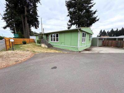 Photo 2 of 18 of home located at 3950 N Coburg Road, Sp. #1 Eugene, OR 97408