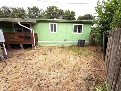 Photo 4 of 18 of home located at 3950 N Coburg Road, Sp. #1 Eugene, OR 97408