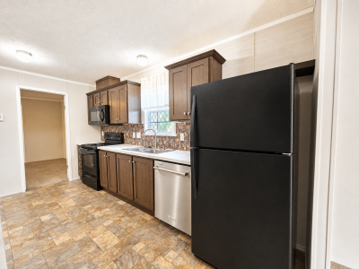 Photo 4 of 23 of home located at 4286 Hadleigh Dr, Lot 798 Indianapolis, IN 46241