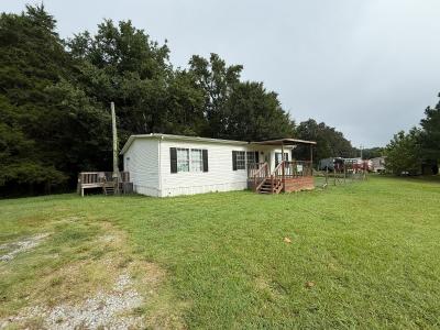 Photo 2 of 16 of home located at 233 Sunnyfield Ln Camden, TN 38320