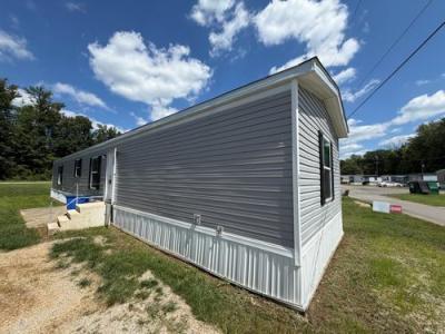 Mobile Home at 500 W Warnock St Trl B1 Princeton, IN 47670