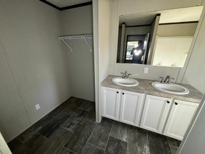Photo 4 of 15 of home located at 218 Baltic Circle Lufkin, TX 75904