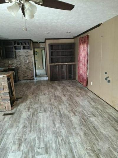 Photo 3 of 12 of home located at 117 Nicole Street Houma, LA 70364