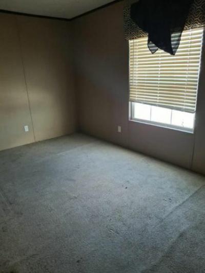 Photo 4 of 12 of home located at 117 Nicole Street Houma, LA 70364