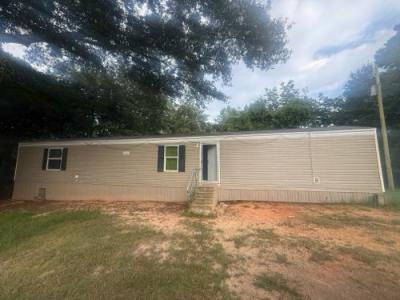 Mobile Home at 4030 Mississippi 13 Mendenhall, MS 39114