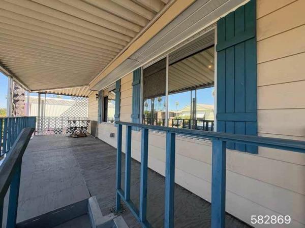 Photo 1 of 2 of home located at Golden Palms Mobile Home Park 8181 Folsom Blvd Spc 12 Sacramento, CA 95826