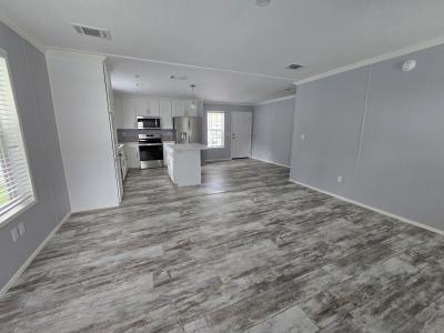 Photo 2 of 18 of home located at 1093 Kumquat Court Orange City, FL 32763