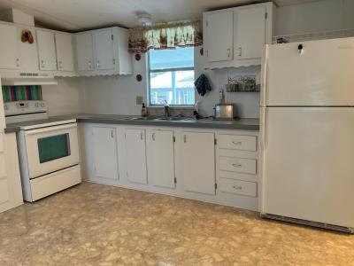 Photo 5 of 11 of home located at 806 Water Ridge Drive Debary, FL 32713
