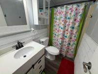 1986 Barrington Manufactured Home