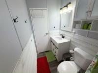 1986 Barrington Manufactured Home