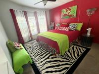 1986 Barrington Manufactured Home