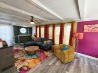 1986 Barrington Manufactured Home