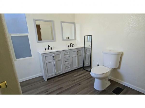 2000 9248 Golden West 72165GD48001F Manufactured Home