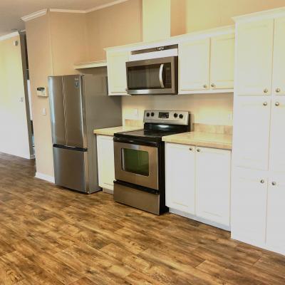 Photo 4 of 8 of home located at 200 Bay Breeze Loop Davenport, FL 33897