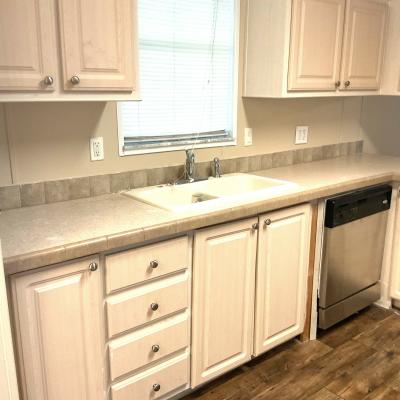 Photo 5 of 8 of home located at 200 Bay Breeze Loop Davenport, FL 33897