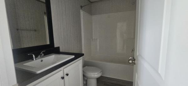 2025 Clayton 96PLH14562CH25S Mobile Home