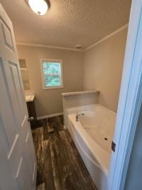 2021 Clayton Homes Inc Community Series Mobile Home