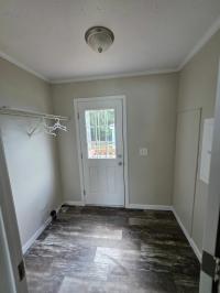 2021 Clayton Homes Inc Community Series Mobile Home