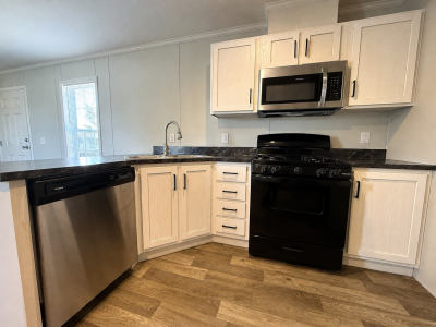 Photo 3 of 25 of home located at 38065 Marlene #587 Clinton Township, MI 48038