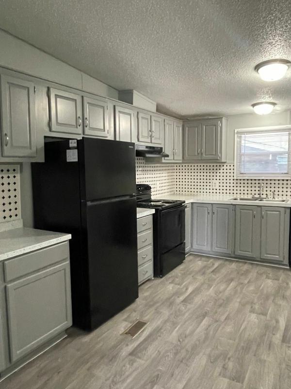 Photo 2 of 2 of home located at 14900 Lasater Road #426 Dallas, TX 75253
