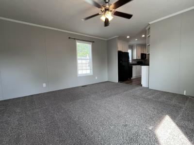 Photo 4 of 11 of home located at 4602 Dover Ct Sterling Heights, MI 48310