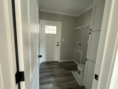 Photo 4 of 8 of home located at 2 Flamboyant Street Nokomis, FL 34275