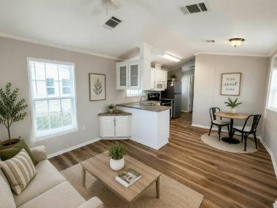 Photo 3 of 23 of home located at 3314 Chicago Bears St Avon Park, FL 33825