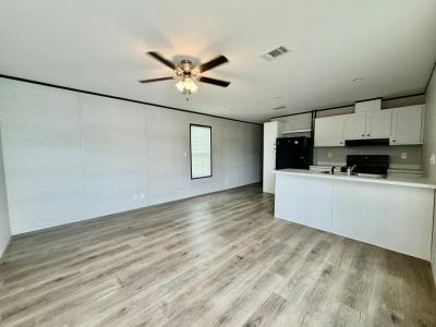 Photo 3 of 10 of home located at 925 Ponce De Leon Boulevard Lot 73 Brooksville, FL 34601