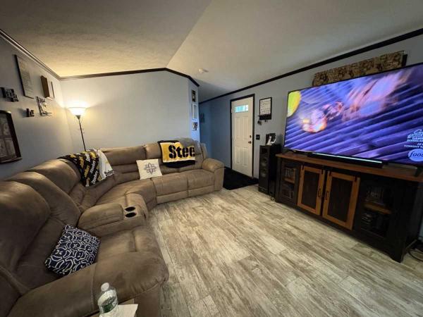 2019 Commadore Mobile Home