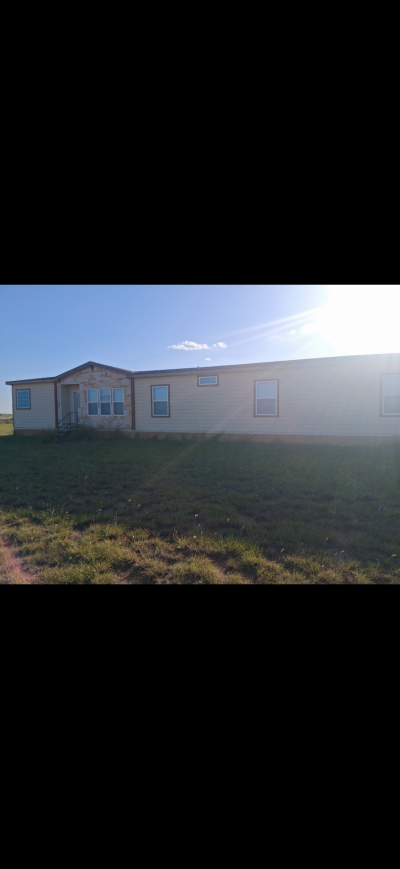 Photo 4 of 8 of home located at 4401 Private Road 5120 Abernathy, TX 79311