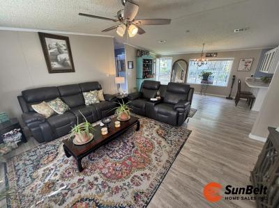 Photo 6 of 29 of home located at 75 Hillsborough Drive Sorrento, FL 32776