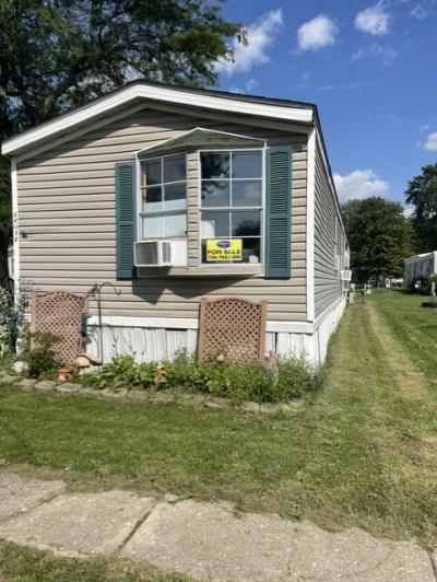 Mobile Home at 22017 Pillette Pl, #393 Romulus, MI 48174